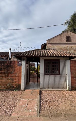 Casa para alugar com 50m², 2 quartos e 1 vaga Casa para alugar com 50m², 2 quartos e 1 vagaFachada