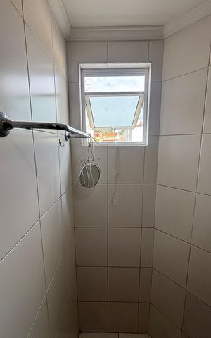Apartamento à venda com 53m², 2 quartos e 1 vaga Apartamento à venda com 53m², 2 quartos e 1 vagaBanheiro