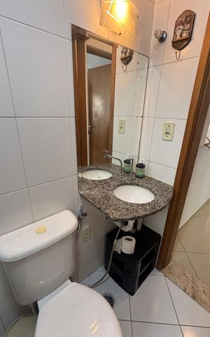 Apartamento à venda com 53m², 2 quartos e 1 vaga Apartamento à venda com 53m², 2 quartos e 1 vagaBanheiro