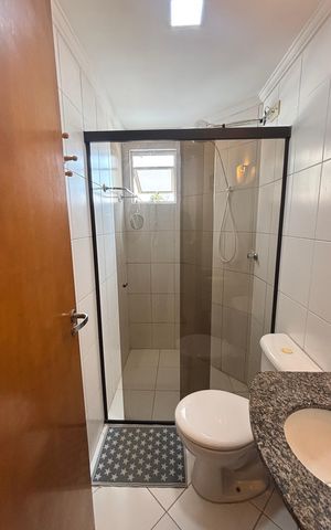 Apartamento à venda com 53m², 2 quartos e 1 vaga Apartamento à venda com 53m², 2 quartos e 1 vagaBanheiro