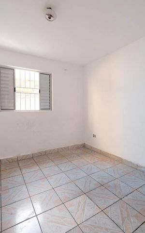 Casa para alugar com 70m², 1 quarto e sem vagaQuarto