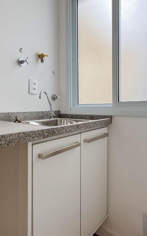 Apartamento à venda com 30m², 1 quarto e sem vaga Apartamento à venda com 30m², 1 quarto e sem vagaÁrea de Serviço
