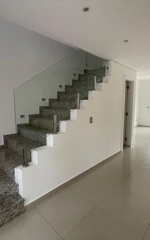 Casa de condomínio para alugar com 159m², 3 quartos e 2 vagas Casa de condomínio para alugar com 159m², 3 quartos e 2 vagasSala