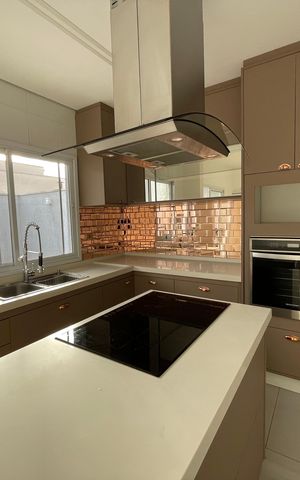 Casa de condomínio para alugar com 159m², 3 quartos e 2 vagas Casa de condomínio para alugar com 159m², 3 quartos e 2 vagasCozinha