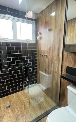 Casa de condomínio para alugar com 159m², 3 quartos e 2 vagas Casa de condomínio para alugar com 159m², 3 quartos e 2 vagasBanheiro da Suíte