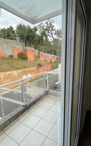 Casa de condomínio para alugar com 159m², 3 quartos e 2 vagas Casa de condomínio para alugar com 159m², 3 quartos e 2 vagasSuíte
