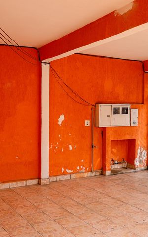 Casa à venda com 200m², 2 quartos e 1 vaga Casa à venda com 200m², 2 quartos e 1 vagaGaragem