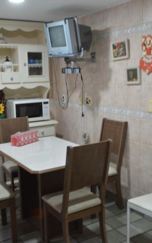 Casa de condomínio à venda com 478m², 6 quartos e 3 vagas Casa de condomínio à venda com 478m², 6 quartos e 3 vagasCozinha