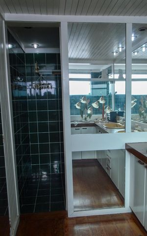 Casa de condomínio à venda com 478m², 6 quartos e 3 vagas Casa de condomínio à venda com 478m², 6 quartos e 3 vagasBanheiro da Suíte 3