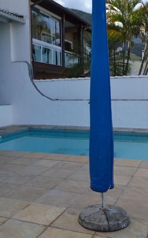 Casa de condomínio à venda com 478m², 6 quartos e 3 vagas Casa de condomínio à venda com 478m², 6 quartos e 3 vagasPiscina