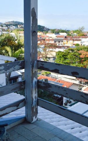Casa de condomínio à venda com 478m², 6 quartos e 3 vagas Casa de condomínio à venda com 478m², 6 quartos e 3 vagasVaranda da Suíte 2