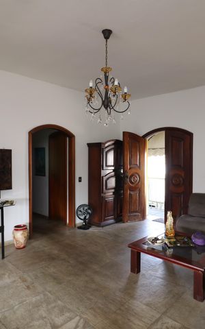 Casa para alugar com 500m², 5 quartos e 5 vagasSala