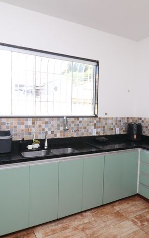 Casa para alugar com 500m², 5 quartos e 5 vagasCozinha