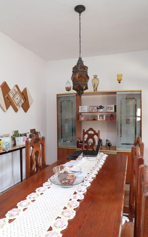 Casa para alugar com 500m², 5 quartos e 5 vagasSala
