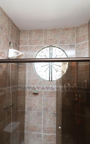 Casa para alugar com 500m², 5 quartos e 5 vagasBanheiro Social