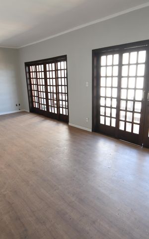 Casa à venda com 280m², 3 quartos e 6 vagasSala 3