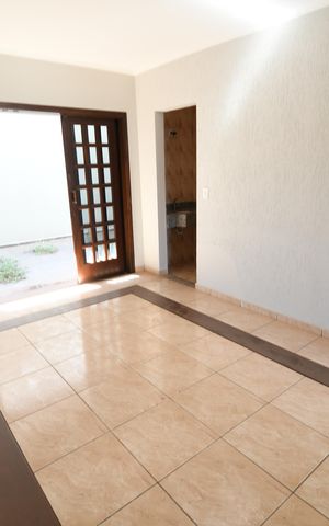 Casa à venda com 280m², 3 quartos e 6 vagasSala 2