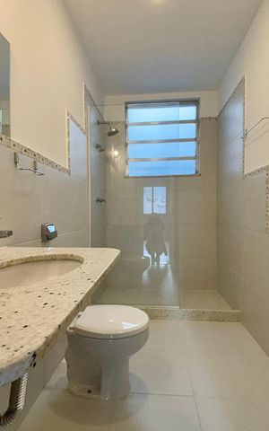 Apartamento à venda com 70m², 2 quartos e sem vaga Apartamento à venda com 70m², 2 quartos e sem vagaBanheiro da Suíte