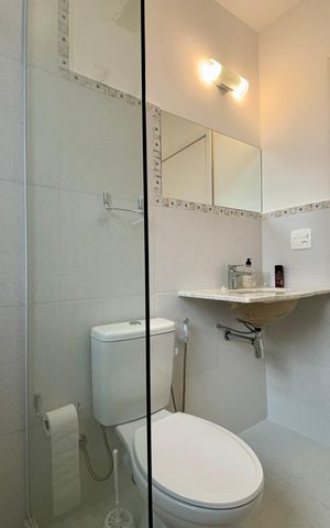 Apartamento à venda com 70m², 2 quartos e sem vaga Apartamento à venda com 70m², 2 quartos e sem vagaBanheiro social