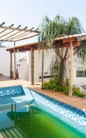 Casa para alugar com 282m², 5 quartos e 2 vagas Casa para alugar com 282m², 5 quartos e 2 vagasPiscina