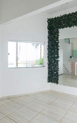 Casa para alugar com 282m², 5 quartos e 2 vagas Casa para alugar com 282m², 5 quartos e 2 vagasSala 2