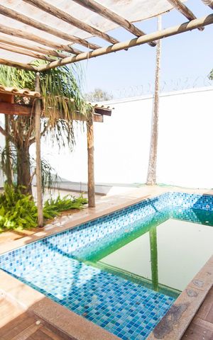 Casa para alugar com 282m², 5 quartos e 2 vagas Casa para alugar com 282m², 5 quartos e 2 vagasPiscina