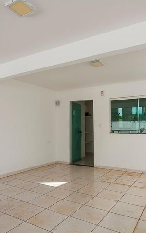 Casa para alugar com 282m², 5 quartos e 2 vagas Casa para alugar com 282m², 5 quartos e 2 vagasGaragem