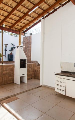 Casa para alugar com 282m², 5 quartos e 2 vagas Casa para alugar com 282m², 5 quartos e 2 vagasChurrasqueira
