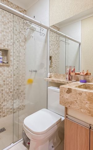 Casa à venda com 153m², 3 quartos e 1 vaga Casa à venda com 153m², 3 quartos e 1 vagaBanheiro da Suíte