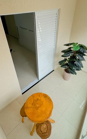 Casa à venda com 153m², 3 quartos e 1 vaga Casa à venda com 153m², 3 quartos e 1 vagaVaranda da Suíte