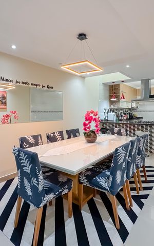 Casa à venda com 153m², 3 quartos e 1 vaga Casa à venda com 153m², 3 quartos e 1 vagaSala de Jantar