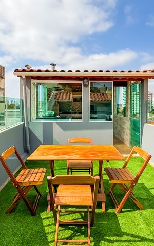 Casa à venda com 153m², 3 quartos e 1 vaga Casa à venda com 153m², 3 quartos e 1 vagaCobertura
