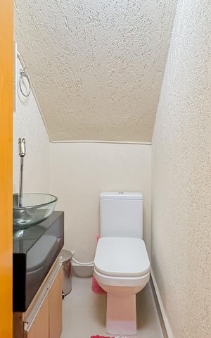 Casa à venda com 153m², 3 quartos e 1 vaga Casa à venda com 153m², 3 quartos e 1 vagaLavabo