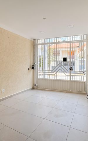Casa à venda com 153m², 3 quartos e 1 vaga Casa à venda com 153m², 3 quartos e 1 vagaGaragem