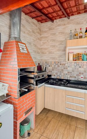 Casa à venda com 153m², 3 quartos e 1 vaga Casa à venda com 153m², 3 quartos e 1 vagaChurrasqueira