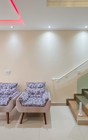 Casa à venda com 153m², 3 quartos e 1 vaga Casa à venda com 153m², 3 quartos e 1 vagaSala