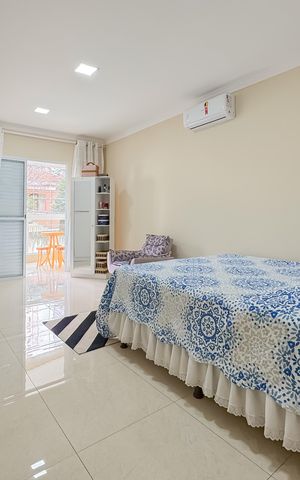 Casa à venda com 153m², 3 quartos e 1 vaga Casa à venda com 153m², 3 quartos e 1 vagaSuíte