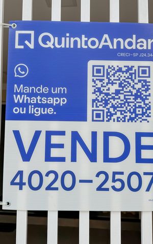Casa à venda com 153m², 3 quartos e 1 vaga Casa à venda com 153m², 3 quartos e 1 vagaPlaquinha