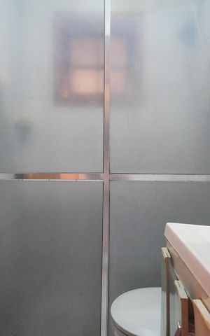 Casa à venda com 357m², 4 quartos e 2 vagasBanheiro 1