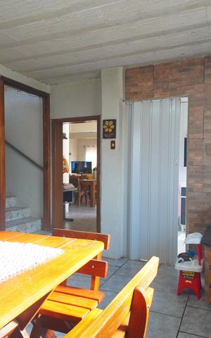 Casa à venda com 357m², 4 quartos e 2 vagasCozinha 1