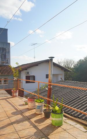 Casa à venda com 357m², 4 quartos e 2 vagasVaranda