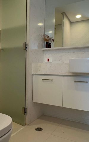 Apartamento à venda com 107m², 1 quarto e 1 vaga Apartamento à venda com 107m², 1 quarto e 1 vagaBanheiro