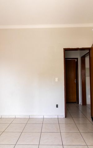 Casa à venda com 355m², 4 quartos e 5 vagas Casa à venda com 355m², 4 quartos e 5 vagasSuite 2