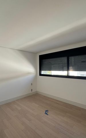 Apartamento à venda com 182m², 4 quartos e 4 vagasquarto 3