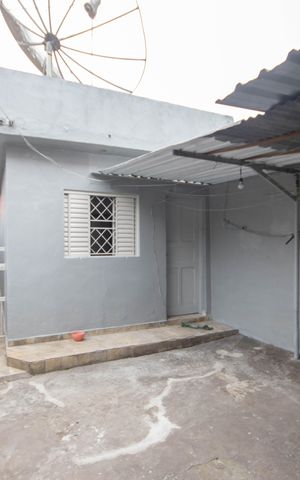 Casa à venda com 120m², 1 quarto e 7 vagas Casa à venda com 120m², 1 quarto e 7 vagasÁrea de Serviço