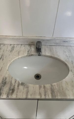 Apartamento à venda com 60m², 3 quartos e 1 vaga Apartamento à venda com 60m², 3 quartos e 1 vagaBanheiro Social