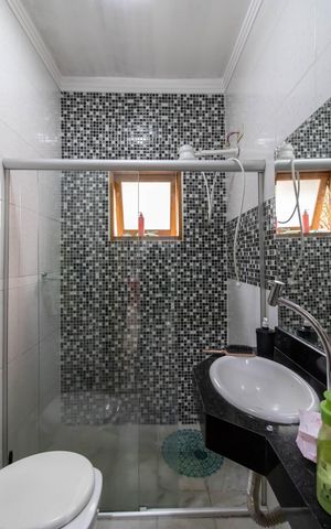 Casa à venda com 194m², 2 quartos e 2 vagas Casa à venda com 194m², 2 quartos e 2 vagasBanheiro 1