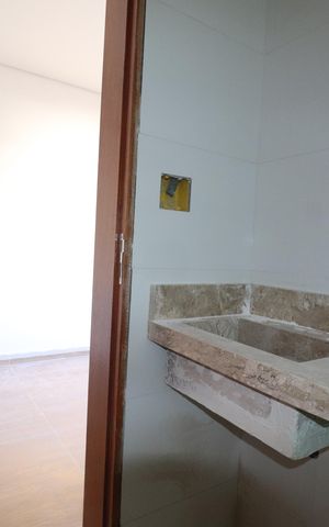 Casa de condomínio à venda com 117m², 2 quartos e 2 vagasBanheiro da Suíte 2