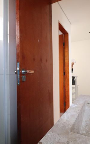 Casa de condomínio à venda com 127m², 3 quartos e 2 vagasBanheiro 2