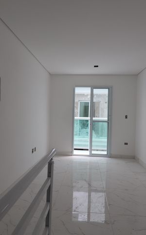 Casa de condomínio à venda com 127m², 3 quartos e 2 vagasSala